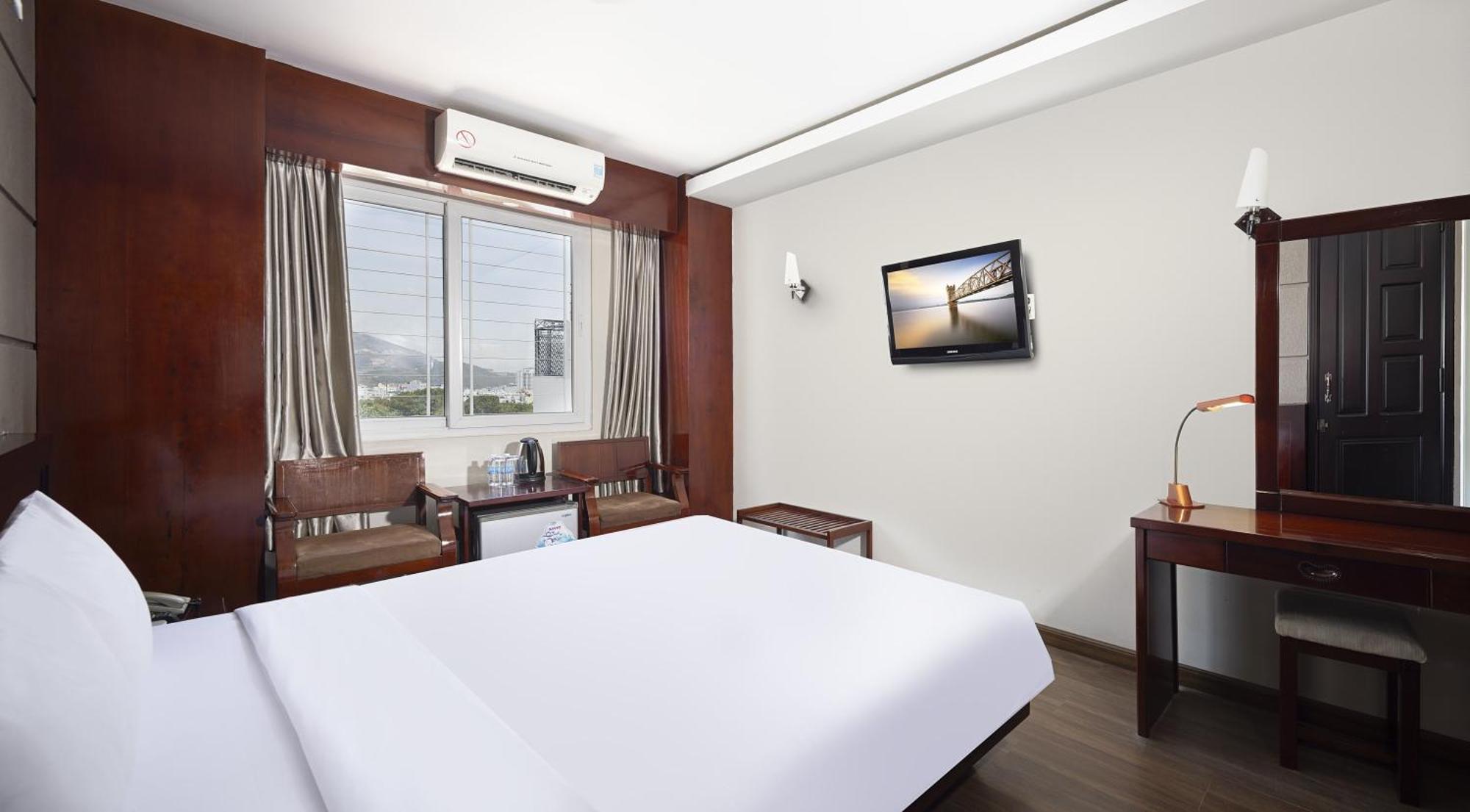 Wintersea Hotel Нячанг Экстерьер фото