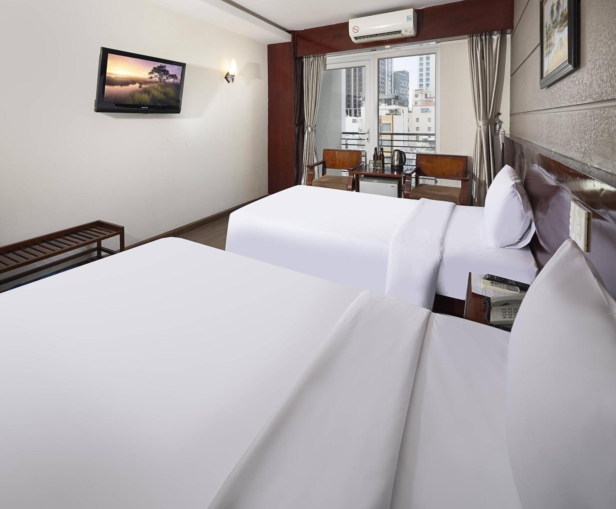 Wintersea Hotel Нячанг Экстерьер фото